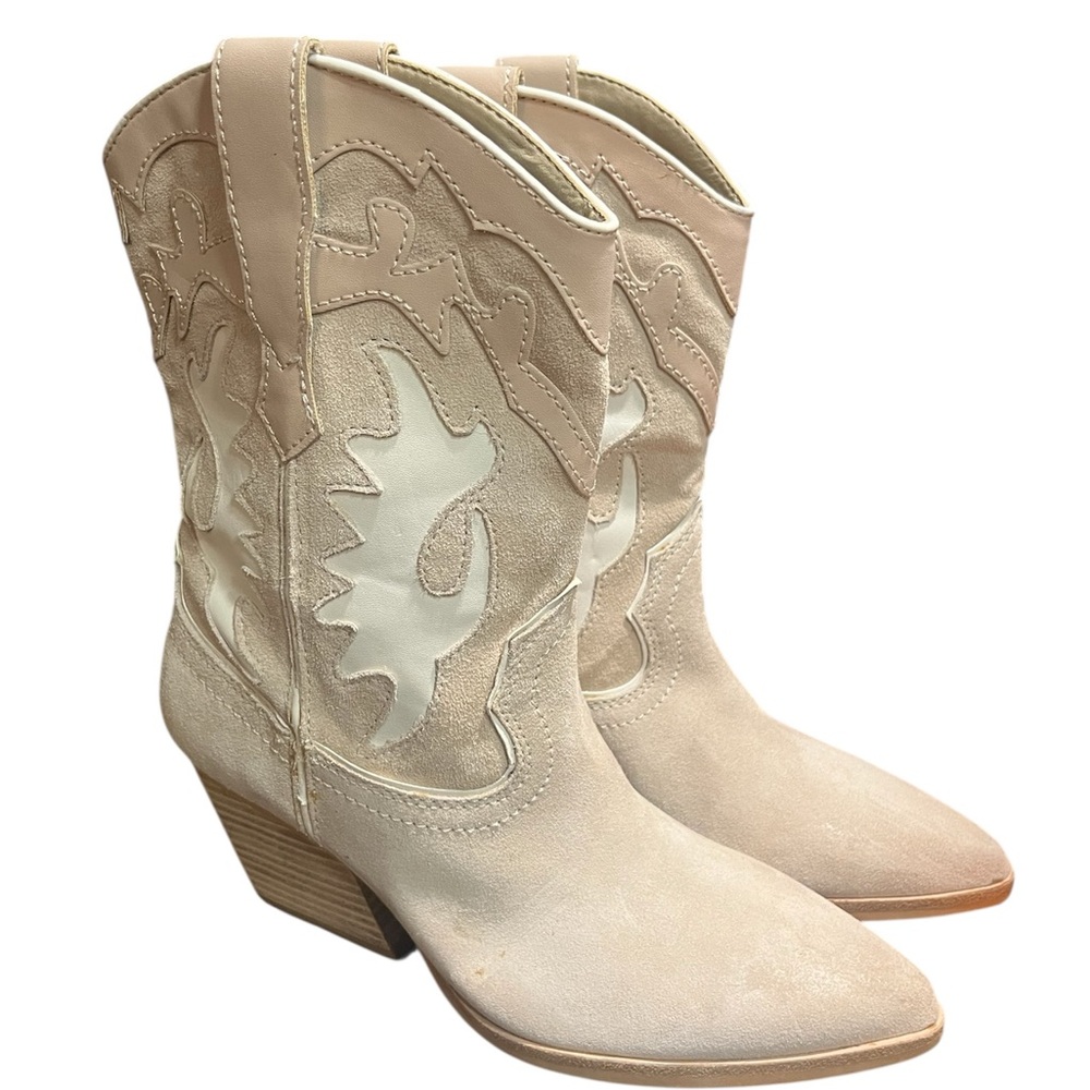 Dolce Vita Women’s Cream and Tan Western Boots Size 7.5